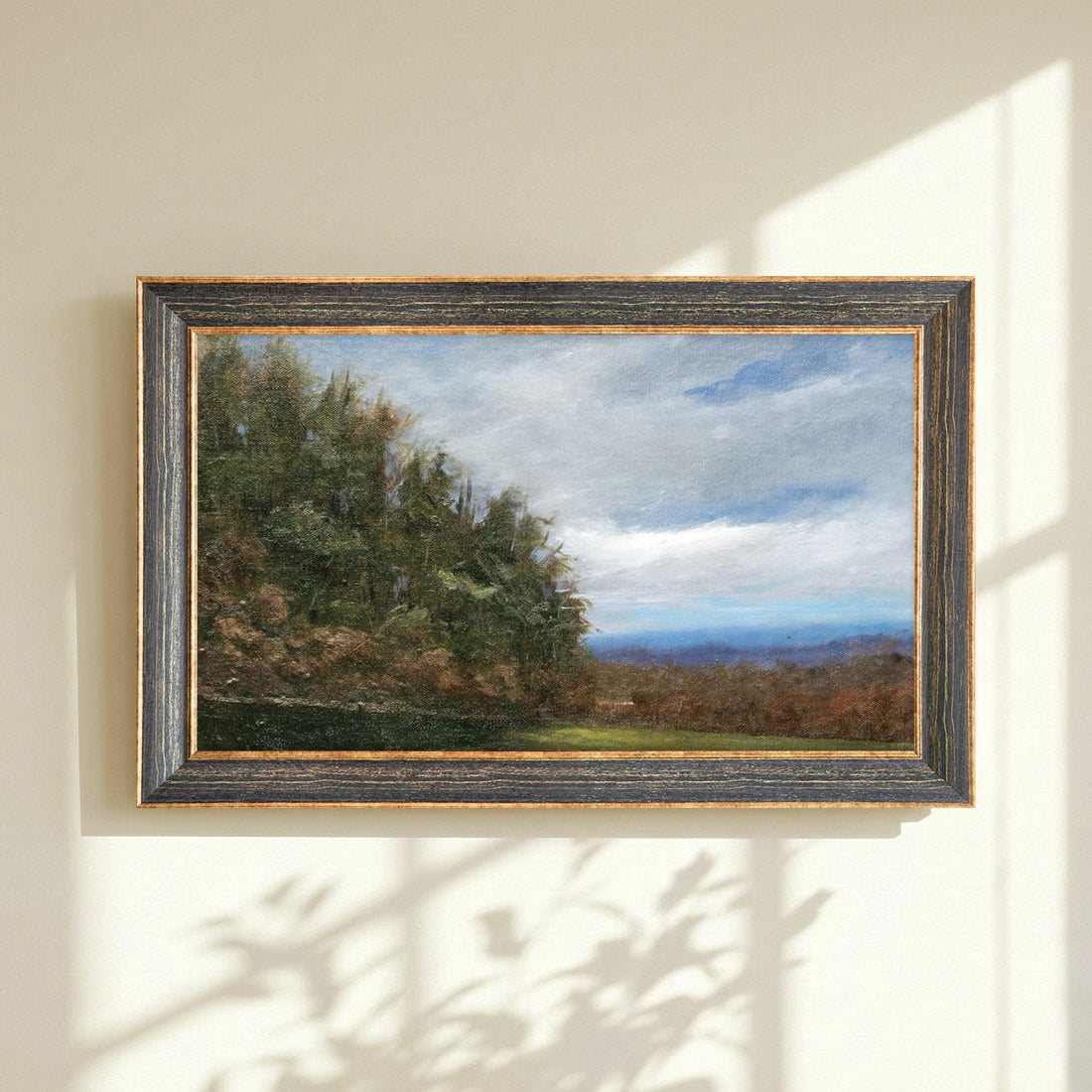 LISBON AGED GOLD TV FRAME