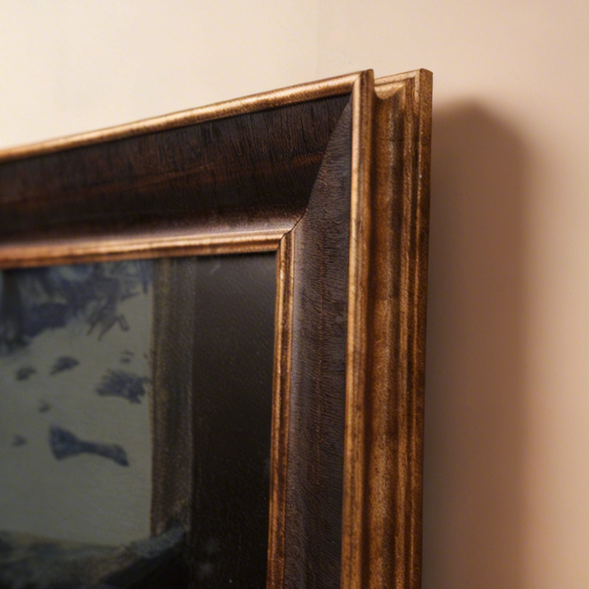 LISBON BROWN GOLD TV FRAME